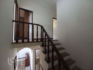 Image 10 - 834868