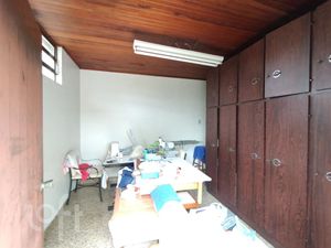 Image 24 - 834885