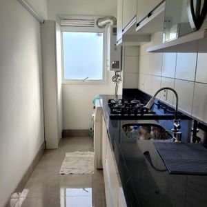 Image 3 - 834897
