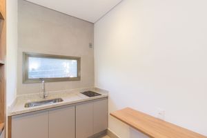Image 10 - 834915