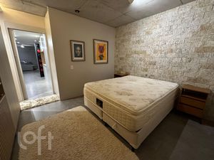 Image 8 - 834922