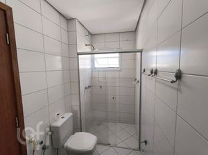 Image 9 - 834986