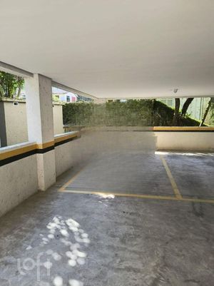 Image 1 - 834986