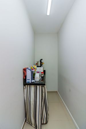 Image 19 - 835012
