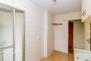 Image 11 - 835014