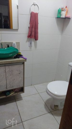 Image 9 - 835028