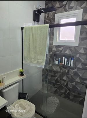 Image 19 - 835029