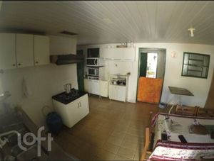 Image 4 - 835030