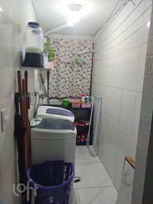 Image 2 - 835031