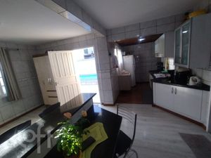 Image 17 - 835032