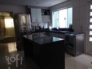 Image 3 - 835055