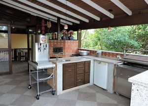 Image 17 - 835082