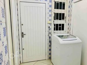 Image 9 - 835343