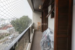 Image 30 - 835357