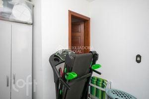 Image 9 - 835357