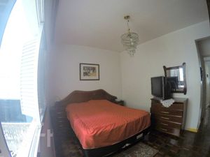 Image 7 - 835512