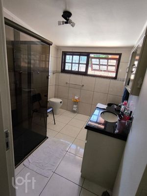 Image 32 - 835539