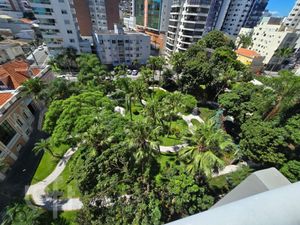 Image 36 - 835636