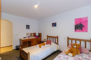 Image 35 - 835643
