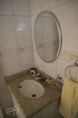 Image 15 - 835723