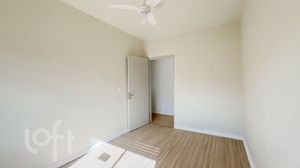 Image 13 - 835795