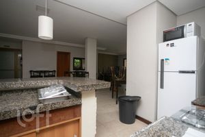 Image 34 - 835829