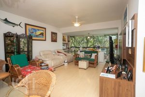 Image 1 - 835829