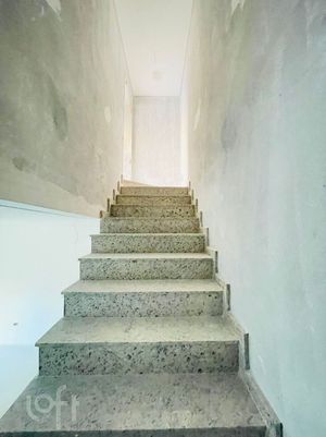 Image 5 - 835848