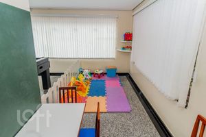 Image 35 - 835968