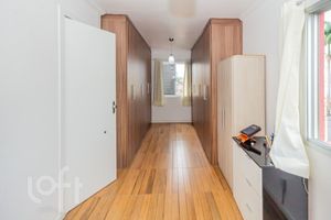 Image 18 - 835968