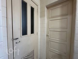 Image 8 - 835980