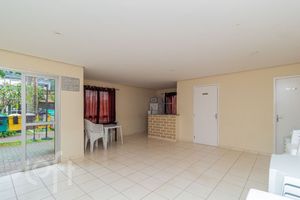 Image 37 - 835987
