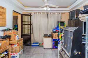 Image 7 - 836009