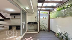 Image 13 - 836029