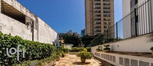 Image 2 - 836056