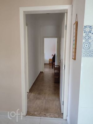 Image 11 - 836057