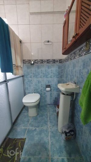Image 8 - 836074