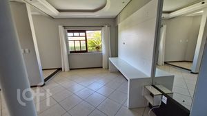 Image 37 - 836295