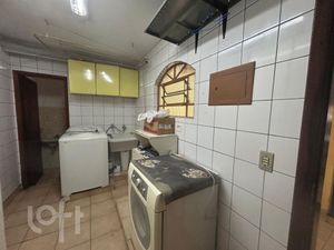 Image 32 - 836299