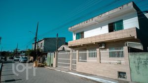 Image 44 - 836332