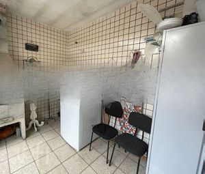 Image 27 - 836383