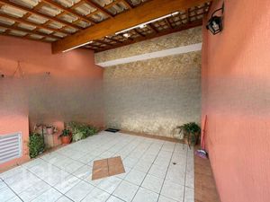 Image 29 - 836383