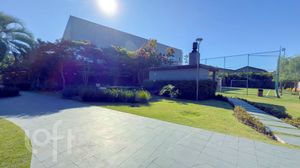 Image 29 - 836480