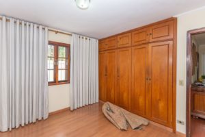 Image 32 - 836520