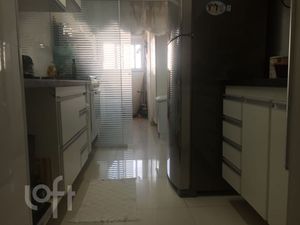 Image 8 - 836599