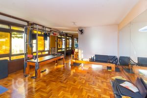 Image 1 - 836747