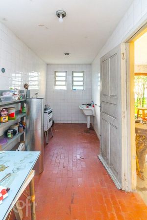 Image 27 - 836747