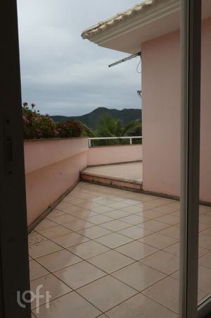 Image 14 - 836757
