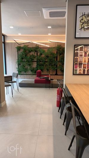 Image 11 - 836779
