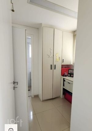 Image 11 - 836796